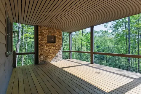 77 Eastland Lane Cashiers NC 28717