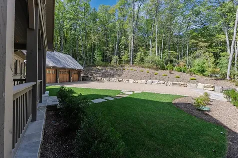 77 Eastland Lane Cashiers NC 28717