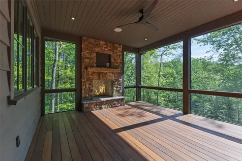 77 Eastland Lane Cashiers NC 28717