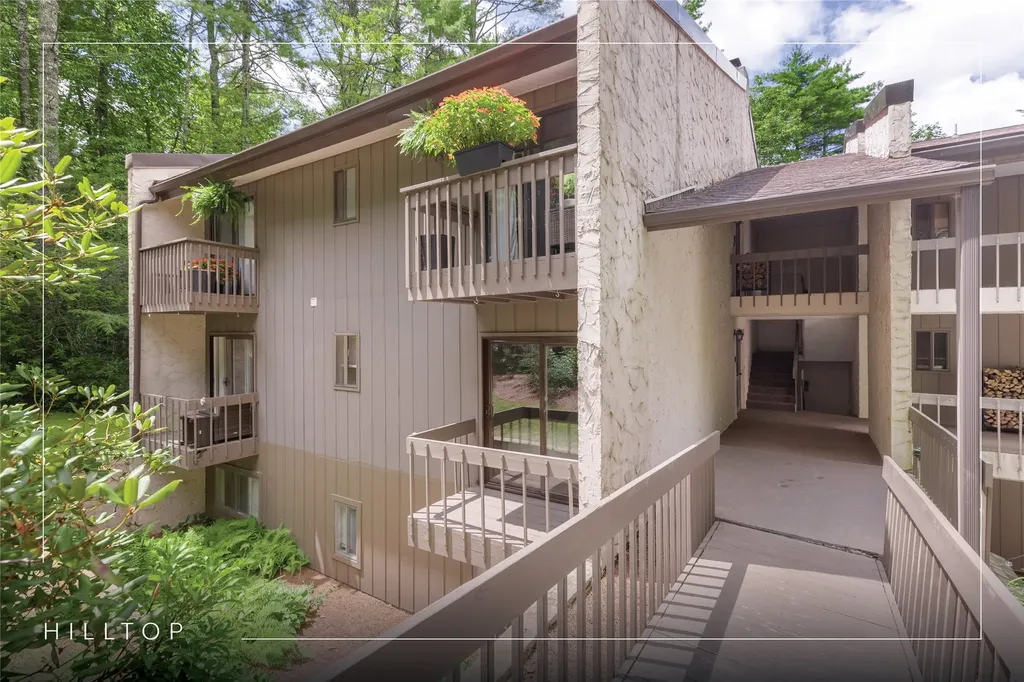 98 Dogwood Knob Sapphire NC 28774