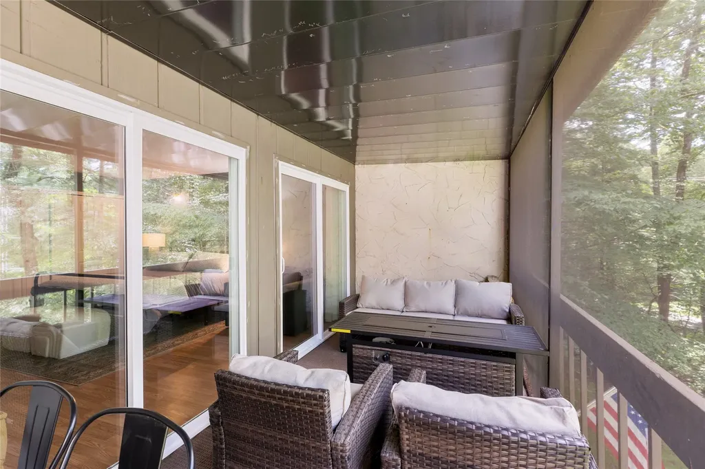 98 Dogwood Knob Sapphire NC 28774