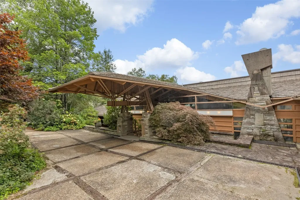 148 Mountain Ash Lane Highlands NC 28741