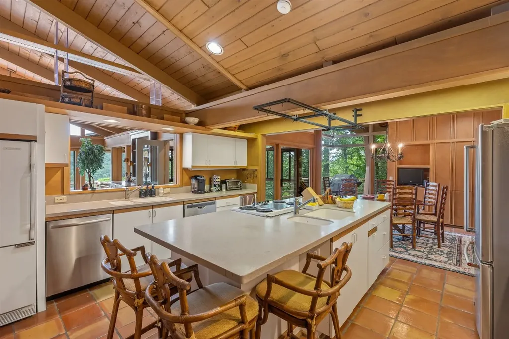 148 Mountain Ash Lane Highlands NC 28741