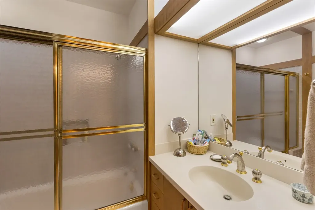 148 Mountain Ash Lane Highlands NC 28741