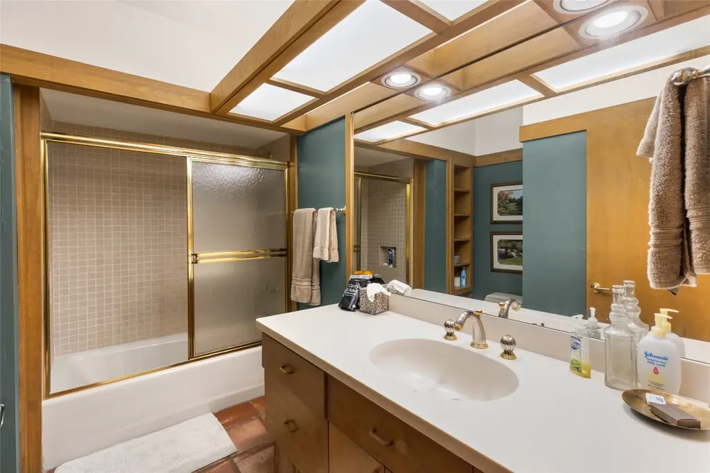 148 Mountain Ash Lane Highlands NC 28741