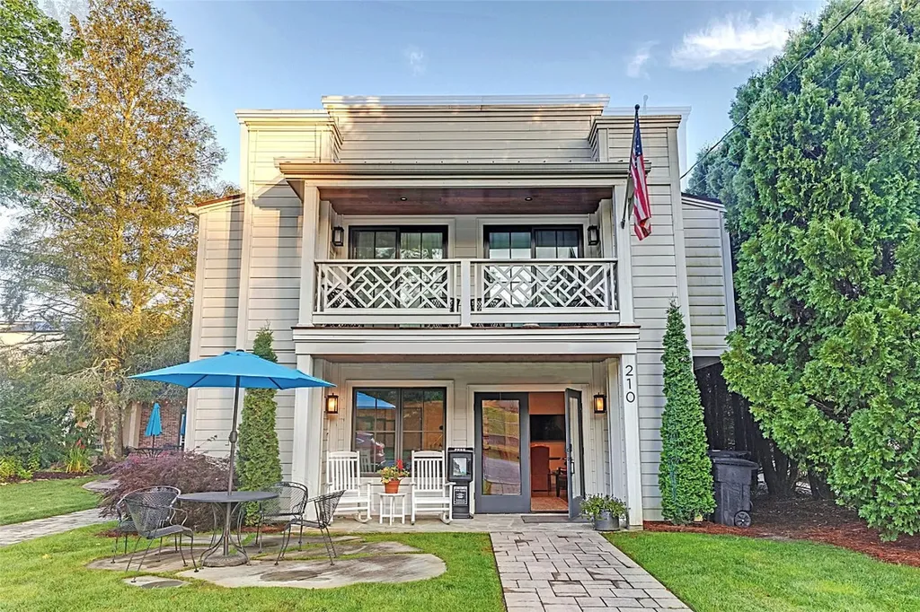 210 5th Street Highlands NC 28741