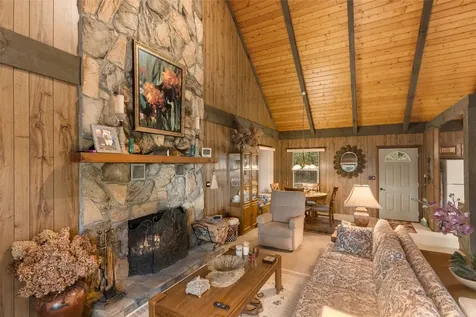 108 Mac Lake Road Glenville NC 28736