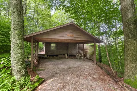 108 Mac Lake Road Glenville NC 28736