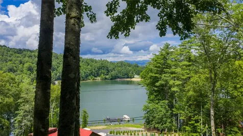 21 Woods Mountain Trail Cullowhee NC 28723