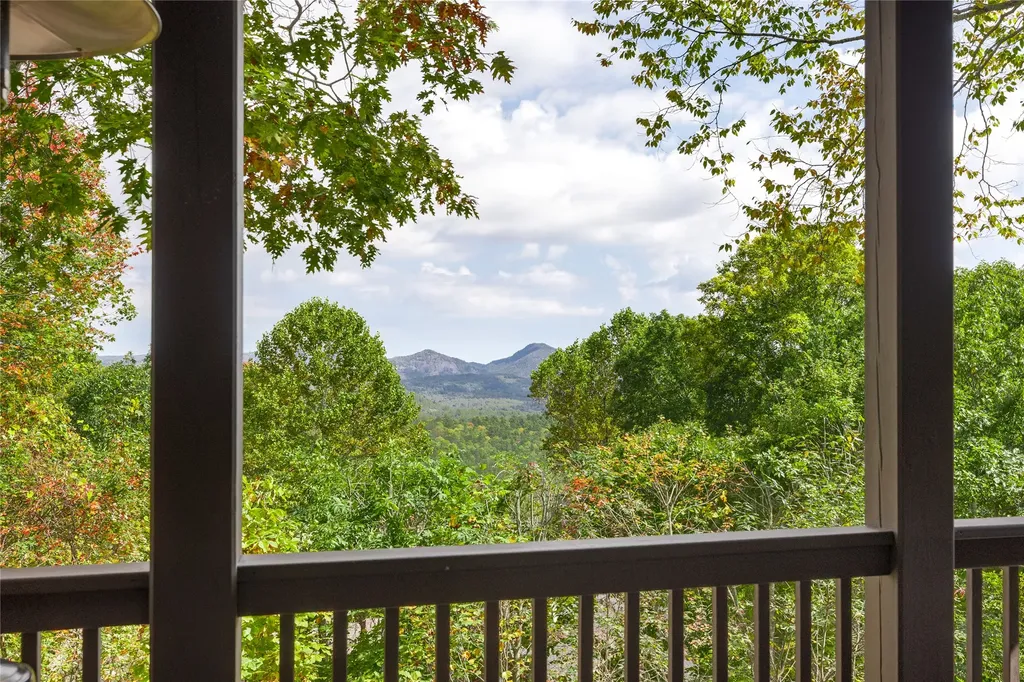 90 Creekwood Court Highlands NC 28741
