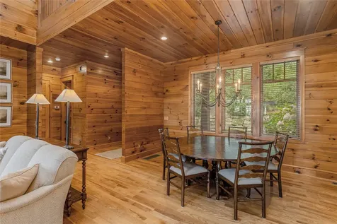 90 Creekwood Court Highlands NC 28741