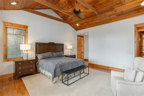 90 Creekwood Court Highlands NC 28741