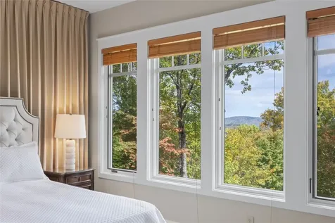 90 Creekwood Court Highlands NC 28741