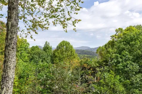 90 Creekwood Court Highlands NC 28741