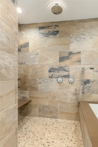 90 Creekwood Court Highlands NC 28741