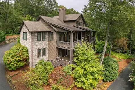 90 Creekwood Court Highlands NC 28741