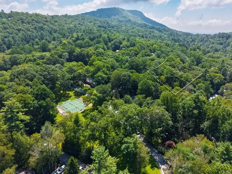 79/80 S Shelby Circle Highlands NC 28741