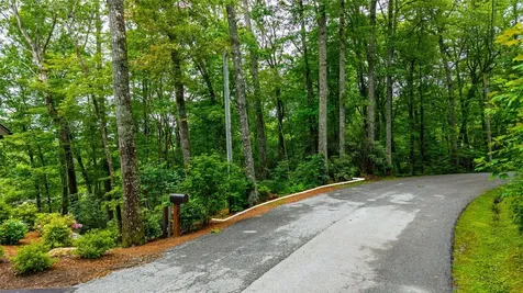 79/80 S Shelby Circle Highlands NC 28741