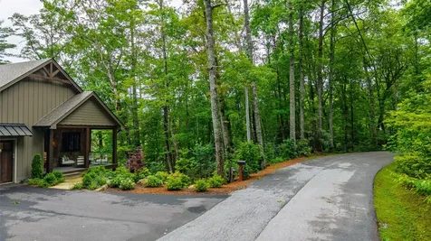 79/80 S Shelby Circle Highlands NC 28741