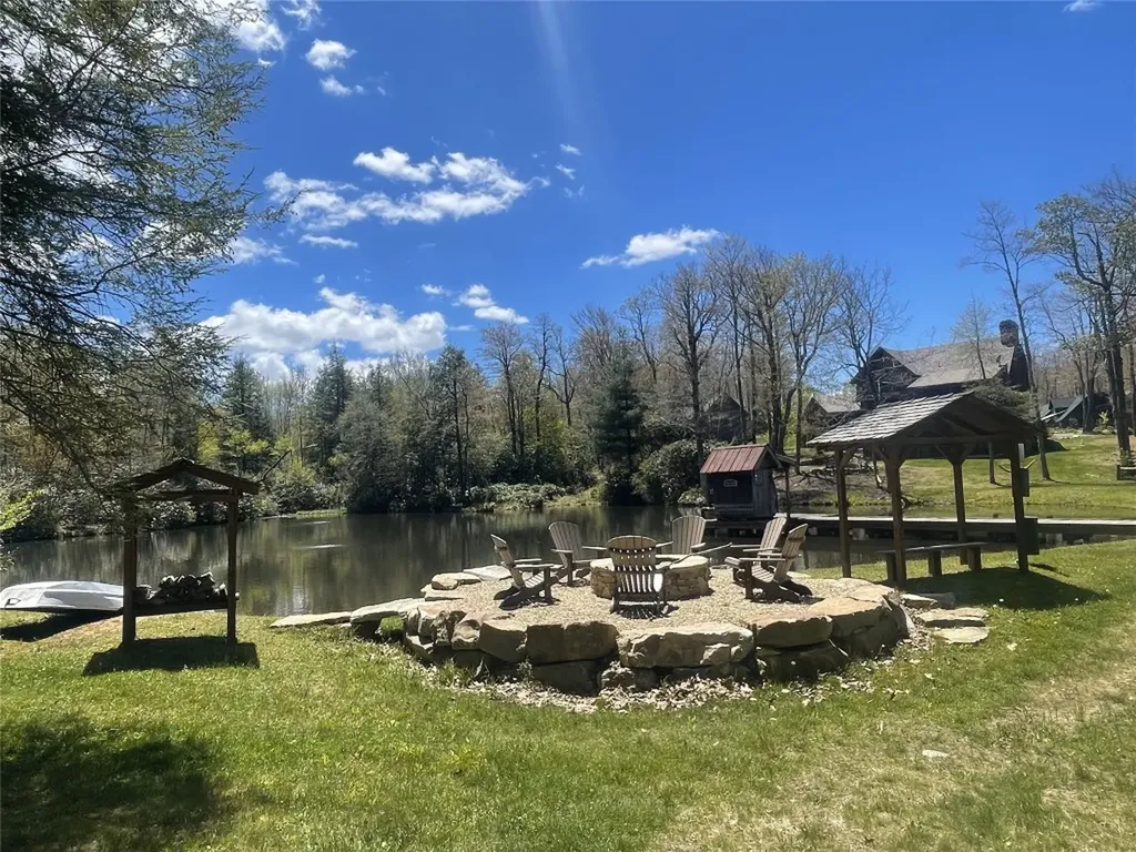 Lt 124 Rippling Waters Trail Glenville NC 28736