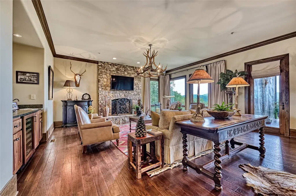 664 Chattooga Ridge Trail Cashiers NC 28717