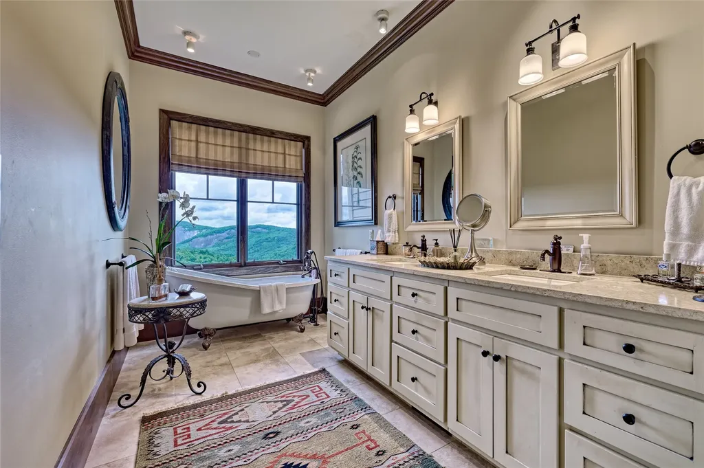 664 Chattooga Ridge Trail Cashiers NC 28717