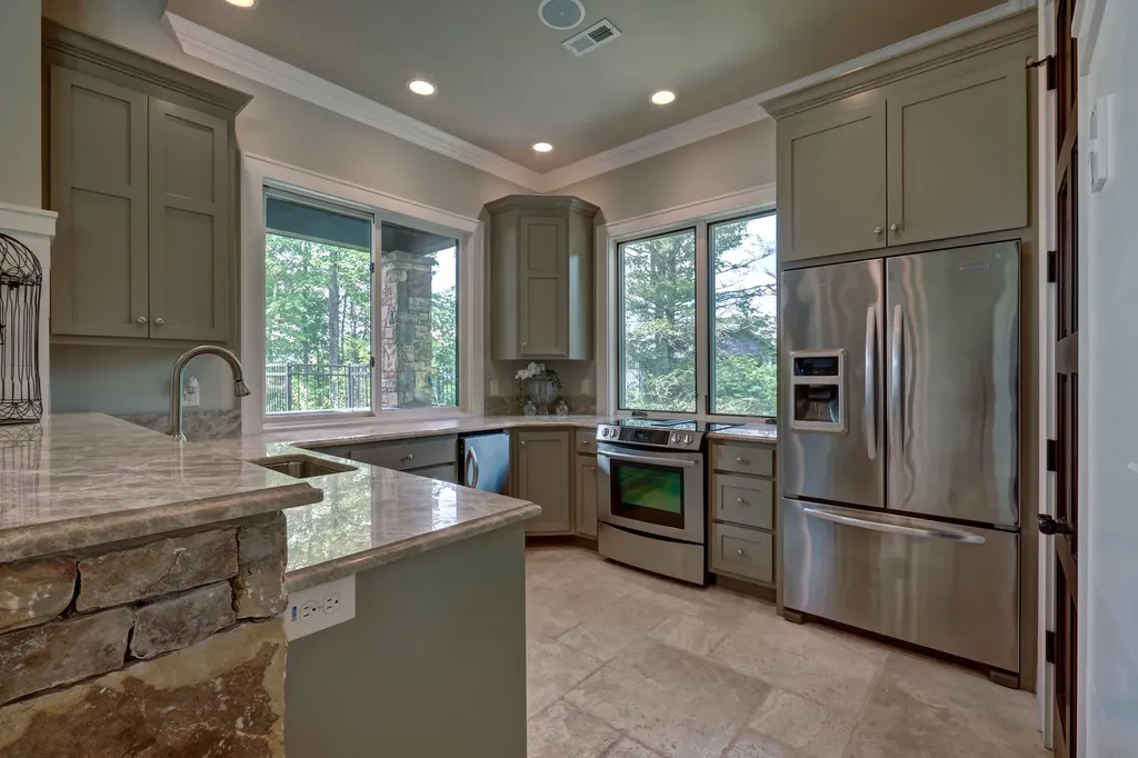 664 Chattooga Ridge Trail Cashiers NC 28717