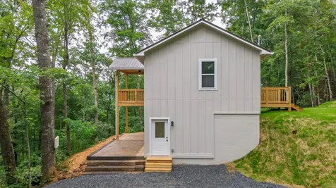 78 Whipporwill Lane Franklin NC 28734