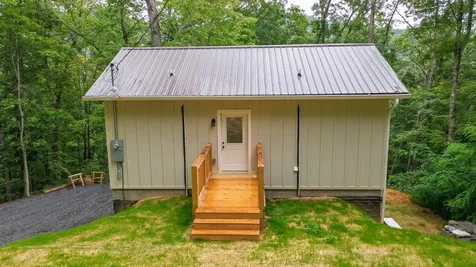 78 Whipporwill Lane Franklin NC 28734