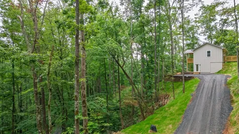 78 Whipporwill Lane Franklin NC 28734