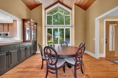 721 Lakeside Drive Lake Toxaway NC 28747