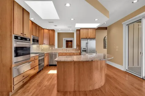 721 Lakeside Drive Lake Toxaway NC 28747