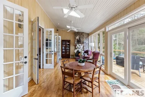 26 Valentine Lane Highlands NC 28741