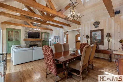 26 Valentine Lane Highlands NC 28741