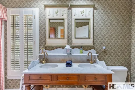 26 Valentine Lane Highlands NC 28741