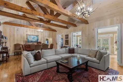 26 Valentine Lane Highlands NC 28741