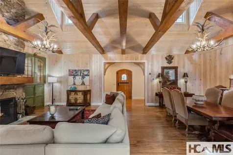 26 Valentine Lane Highlands NC 28741