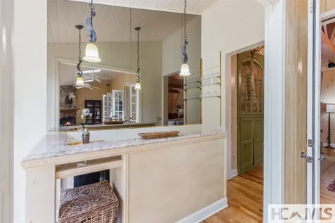 26 Valentine Lane Highlands NC 28741