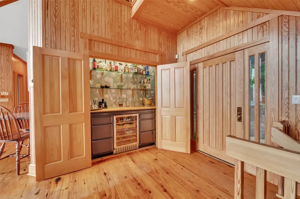 363 Lakeside Drive Lake Toxaway NC 28747