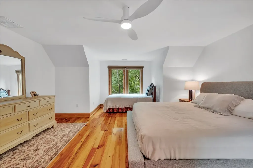 363 Lakeside Drive Lake Toxaway NC 28747