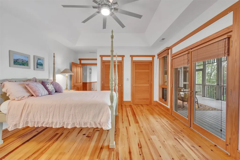 363 Lakeside Drive Lake Toxaway NC 28747