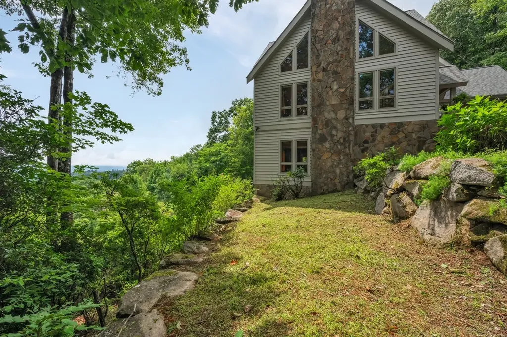 363 Lakeside Drive Lake Toxaway NC 28747