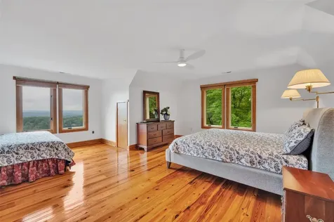 363 Lakeside Drive Lake Toxaway NC 28747