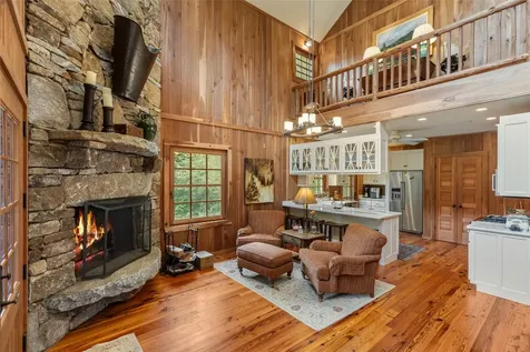 346 Hummingbird Lane Highlands NC 28741