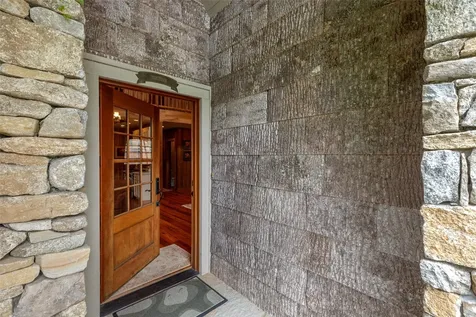 346 Hummingbird Lane Highlands NC 28741