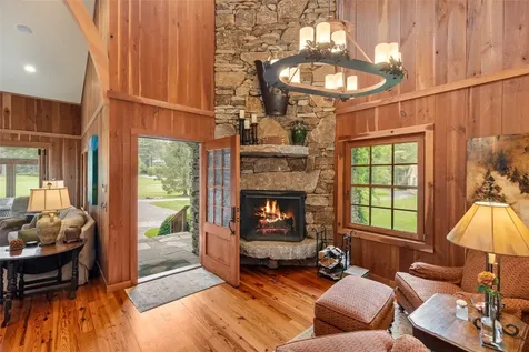 346 Hummingbird Lane Highlands NC 28741