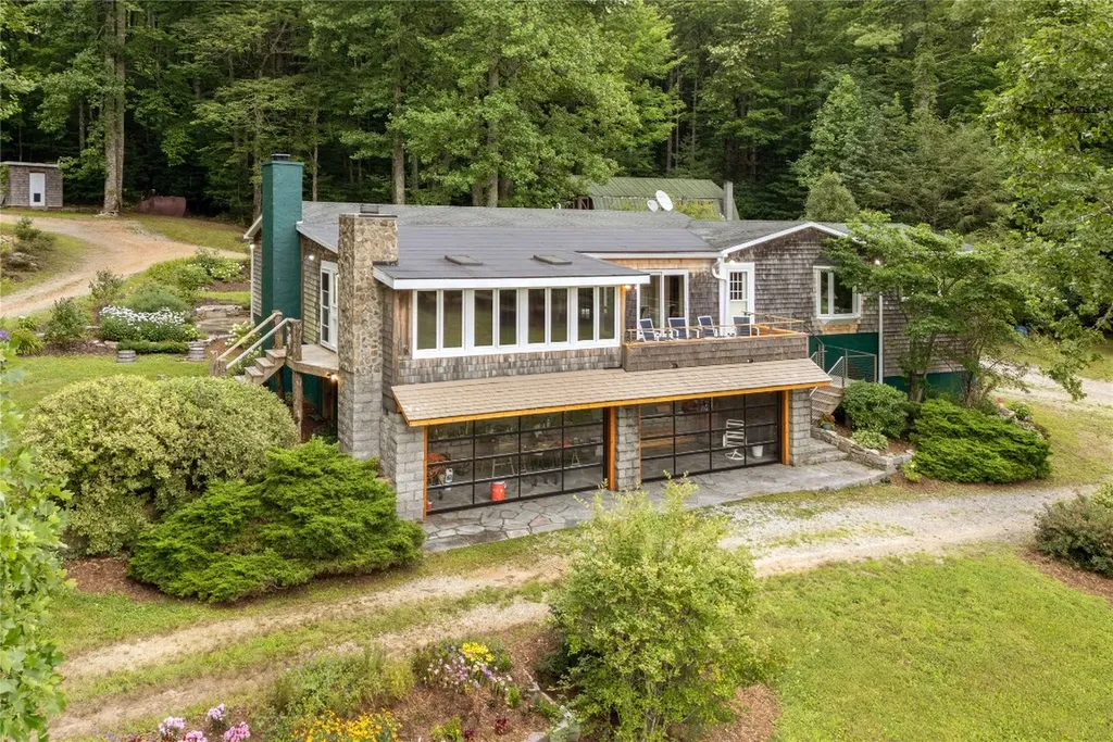 185 Hemlock Lane Sapphire NC 28774