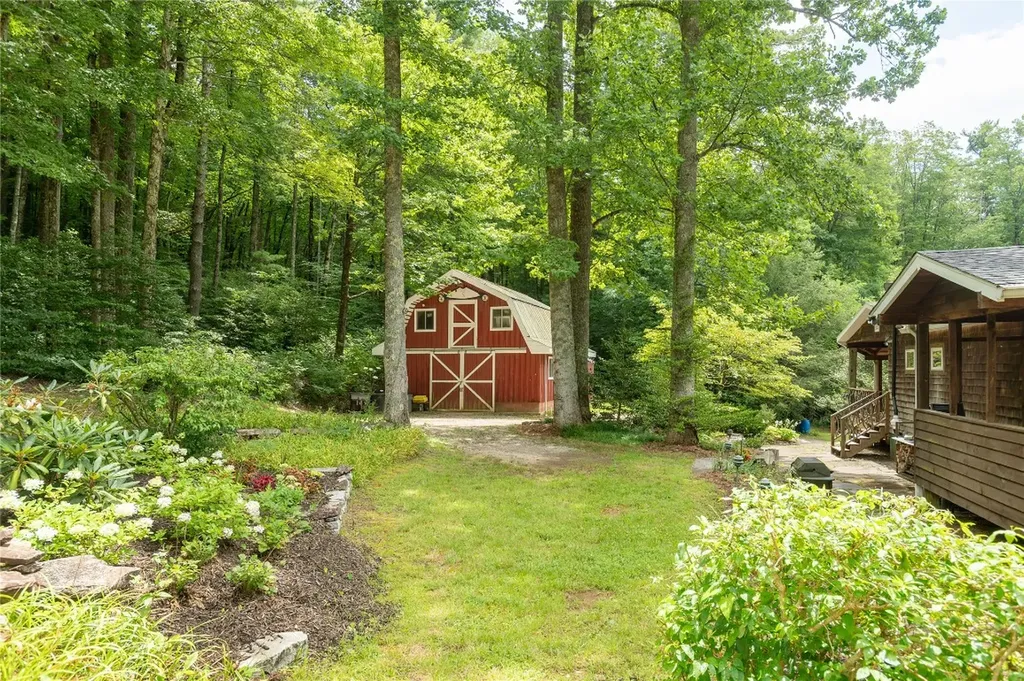 185 Hemlock Lane Sapphire NC 28774