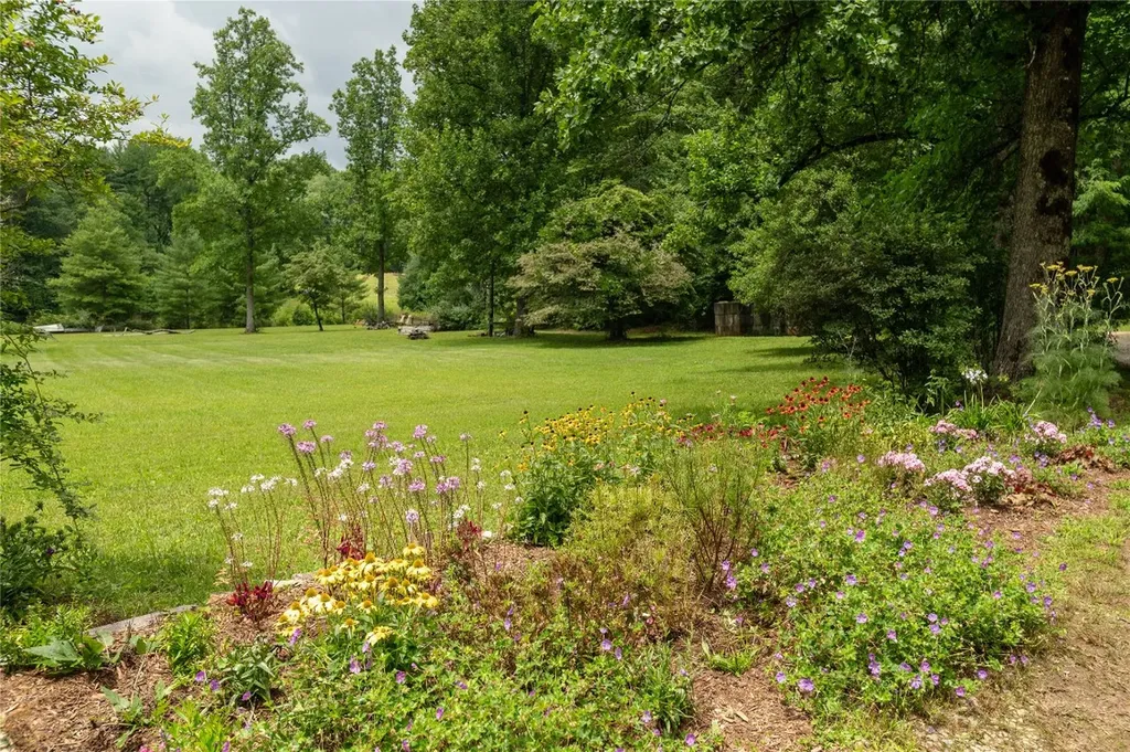 185 Hemlock Lane Sapphire NC 28774