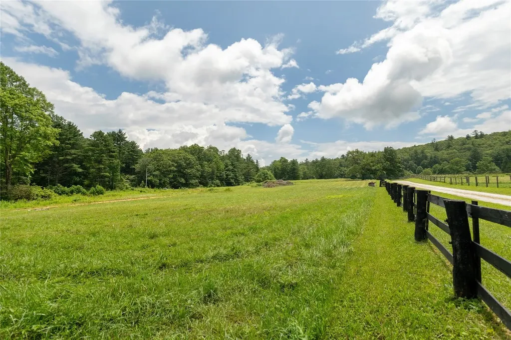 185 Hemlock Lane Sapphire NC 28774